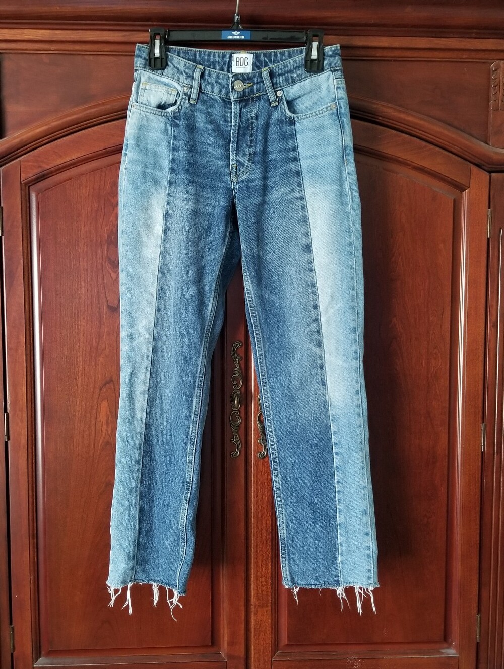 BDG Jessye Spliced Two-Tone Frayed Hem Blue Jeans Size 25